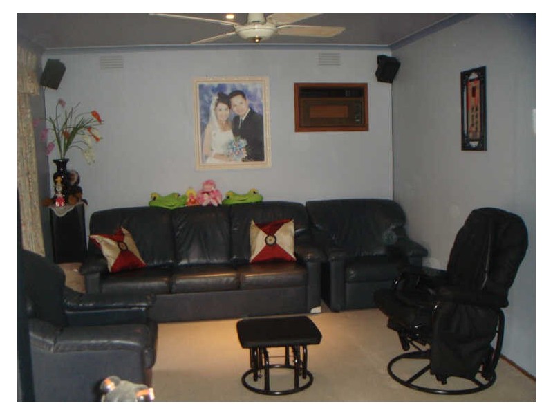 6 Clarke Avenue, St Albans VIC 3021