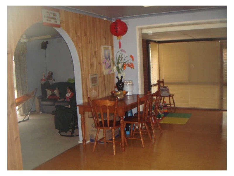 6 Clarke Avenue, St Albans VIC 3021