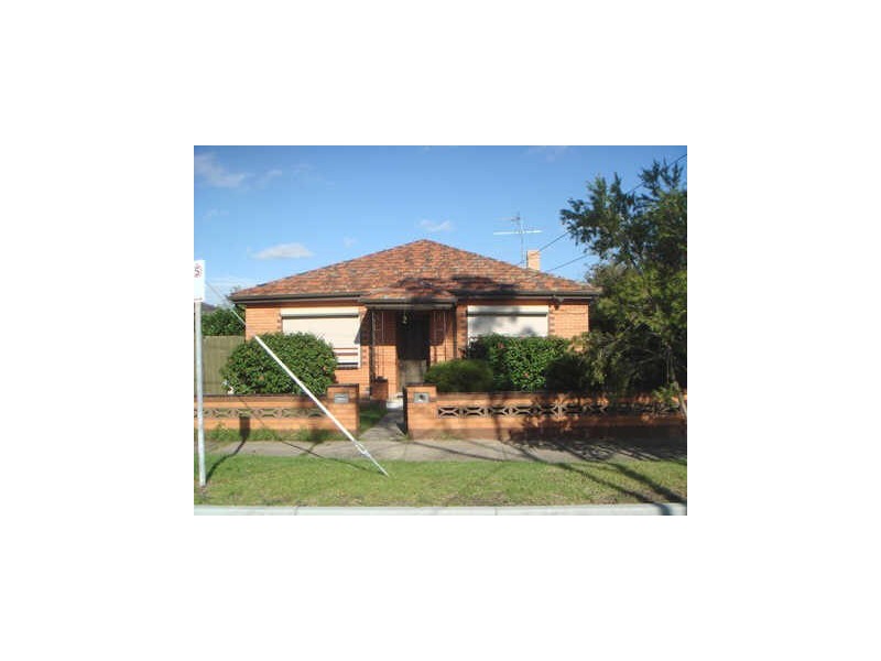 2 Marsden Crescent, St Albans VIC 3021