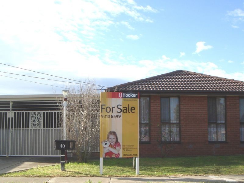 40 Angelique Grove, Albanvale VIC 3021