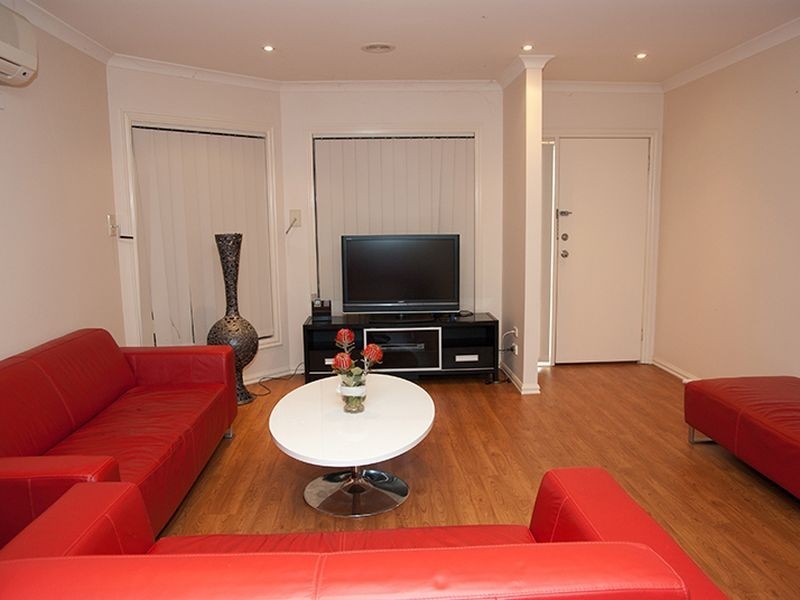 6 Huntley Court, St Albans VIC 3021