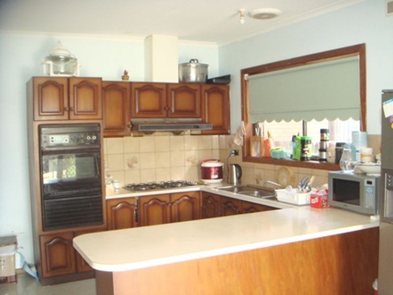 30 Denton Avenue, St Albans VIC 3021