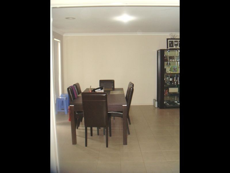 104 Tenterfield Drive, Deer Park VIC 3023