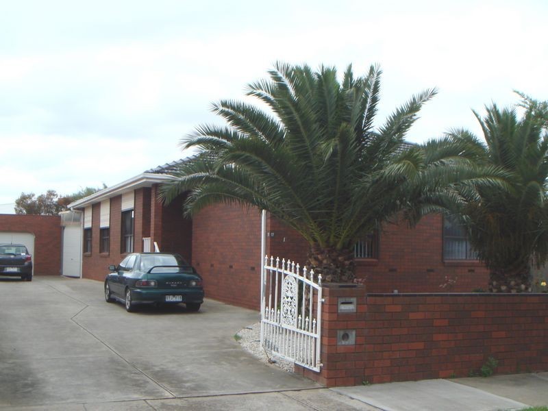 17 Kingsley Place, Delahey VIC 3037