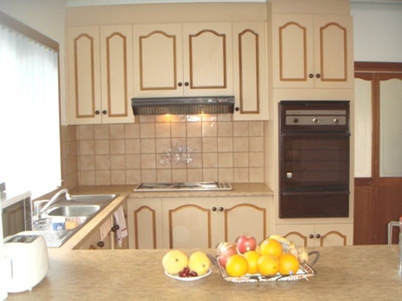 17 Kingsley Place, Delahey VIC 3037