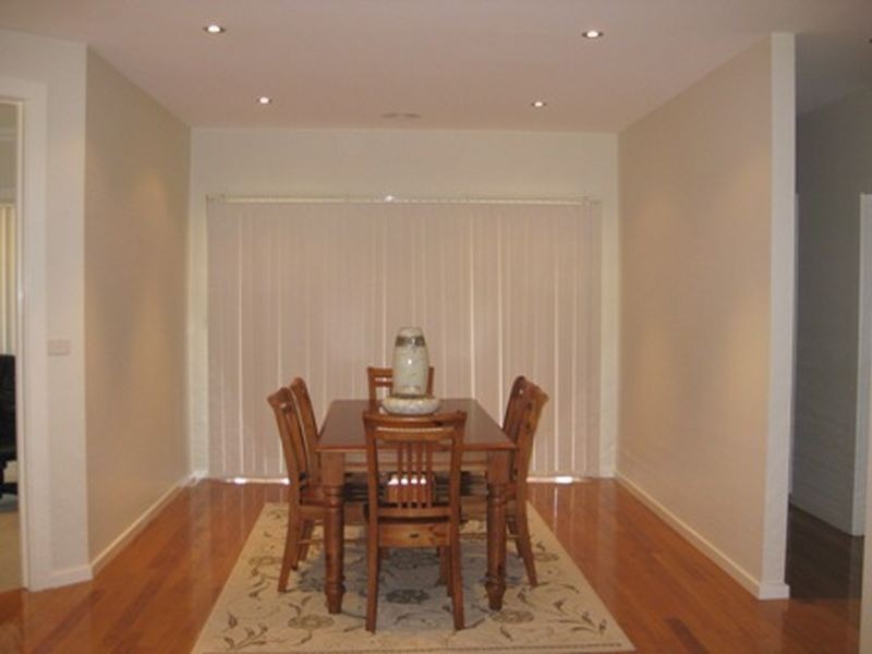 30 Brookglen Blvd, Deer Park VIC 3023