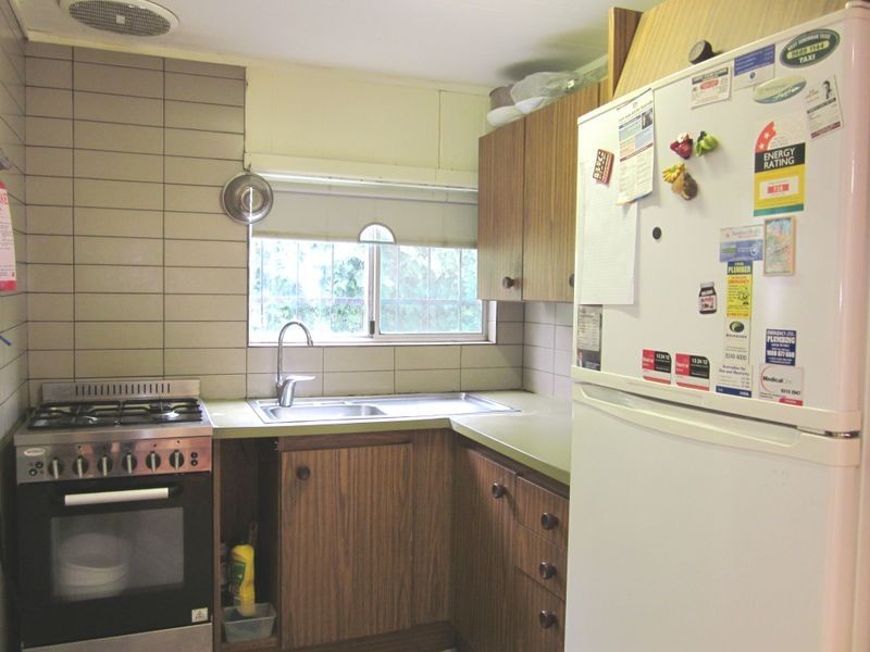 24 Godfrey, Sunshine North VIC 3020