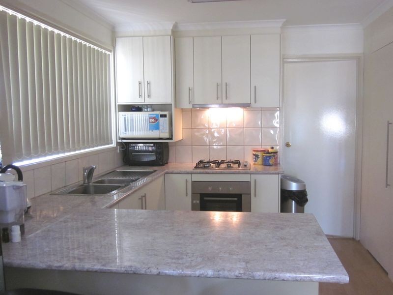 12 Pilbara Court, Kings Park VIC 3021