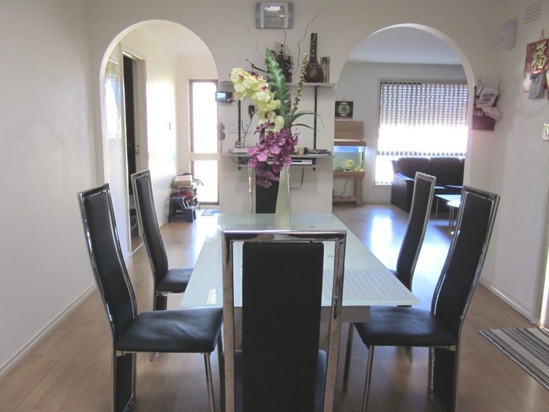 12 Pilbara Court, Kings Park VIC 3021