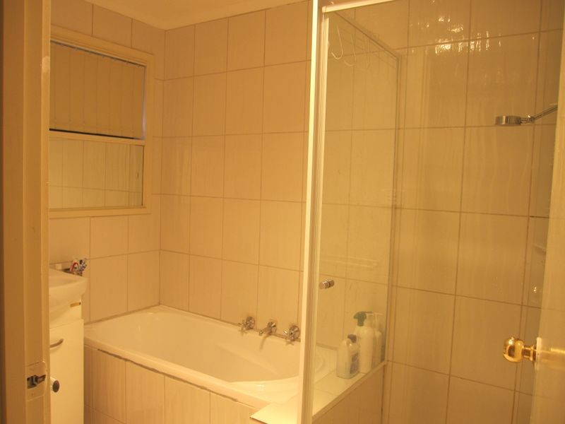 12 Pilbara Court, Kings Park VIC 3021