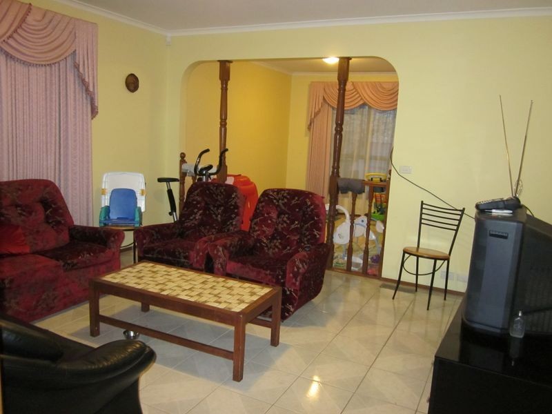 150 Opie Road, St Albans VIC 3021