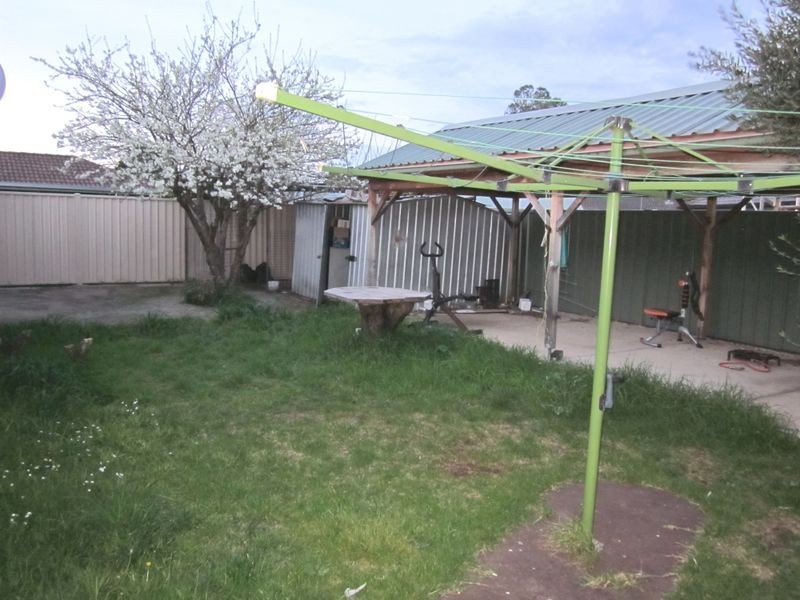 150 Opie Road, St Albans VIC 3021