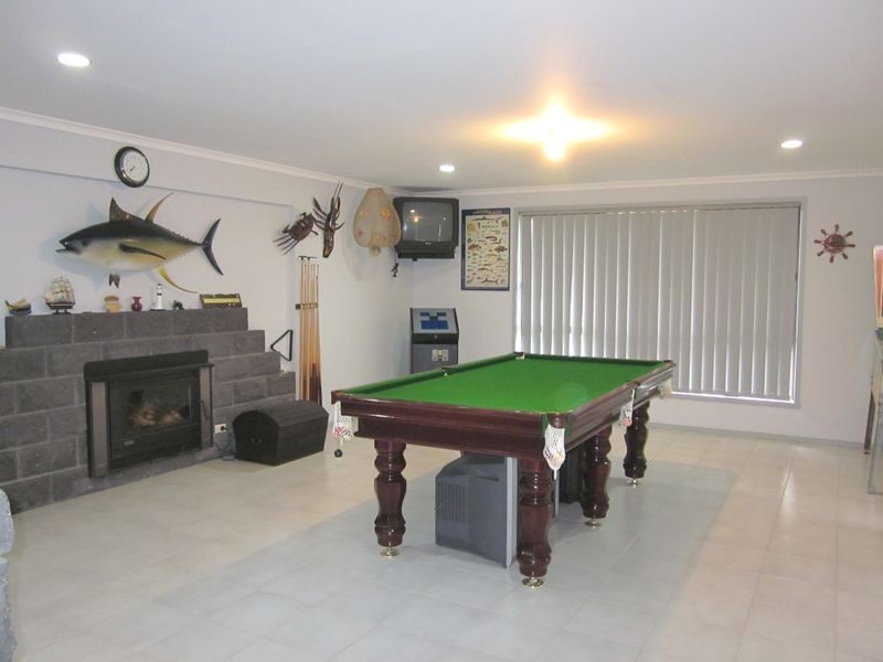 4 Mica Court, Kings Park VIC 3021