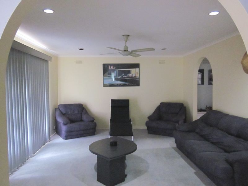 4 Mica Court, Kings Park VIC 3021