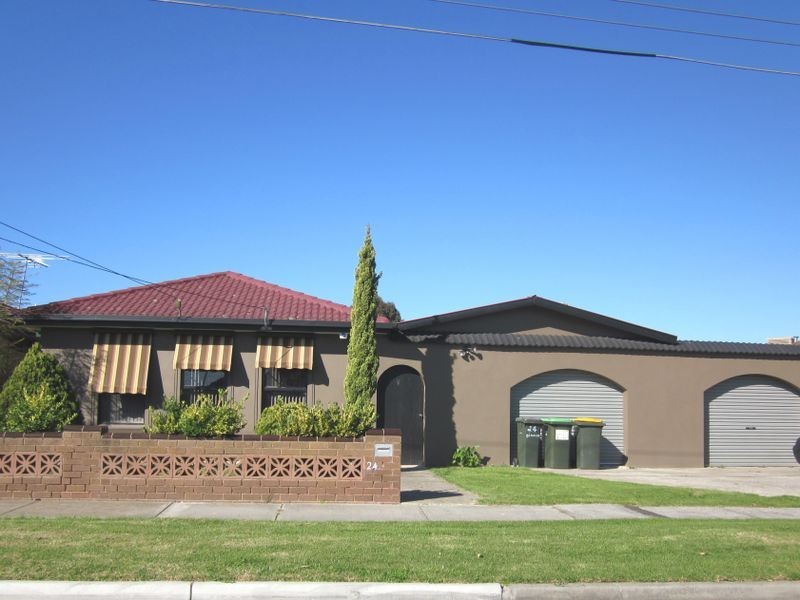 24 Diamond Avenue, Albanvale VIC 3021