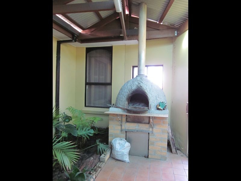 24 Diamond Avenue, Albanvale VIC 3021