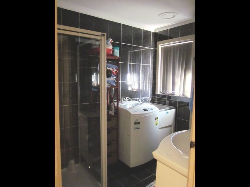 24 Diamond Avenue, Albanvale VIC 3021