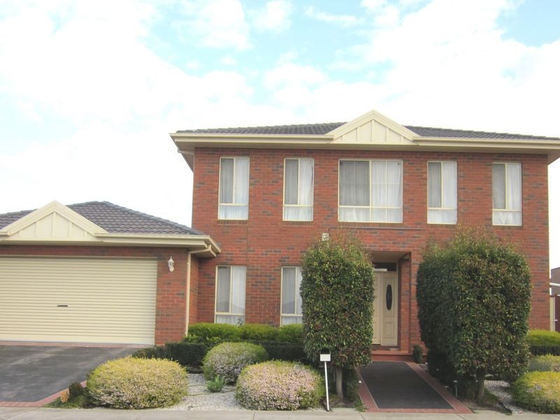 12 Lansdowne Road, Deer Park VIC 3023