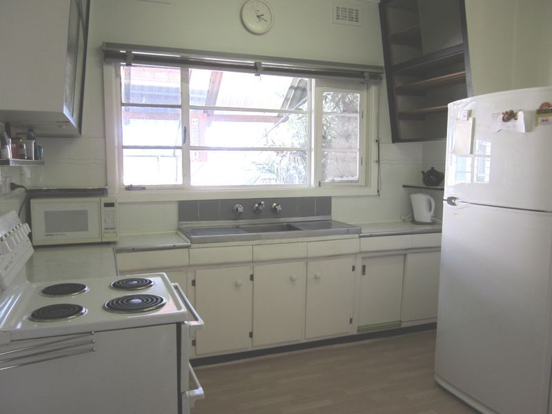 1 Ross Street, St Albans VIC 3021