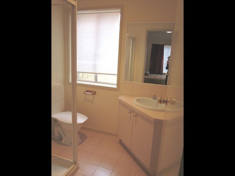 4 Maculata Close, St Albans VIC 3021