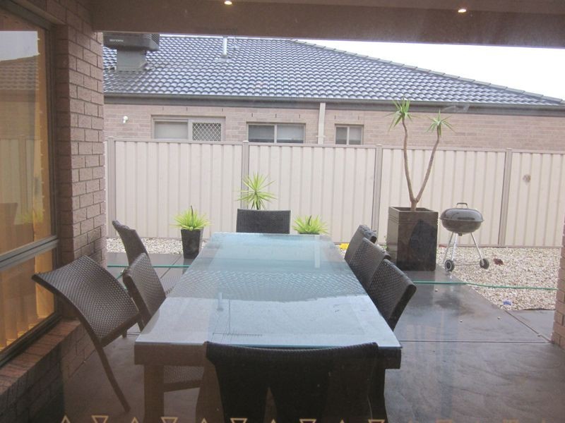 5 Warin Road, Deer Park VIC 3023