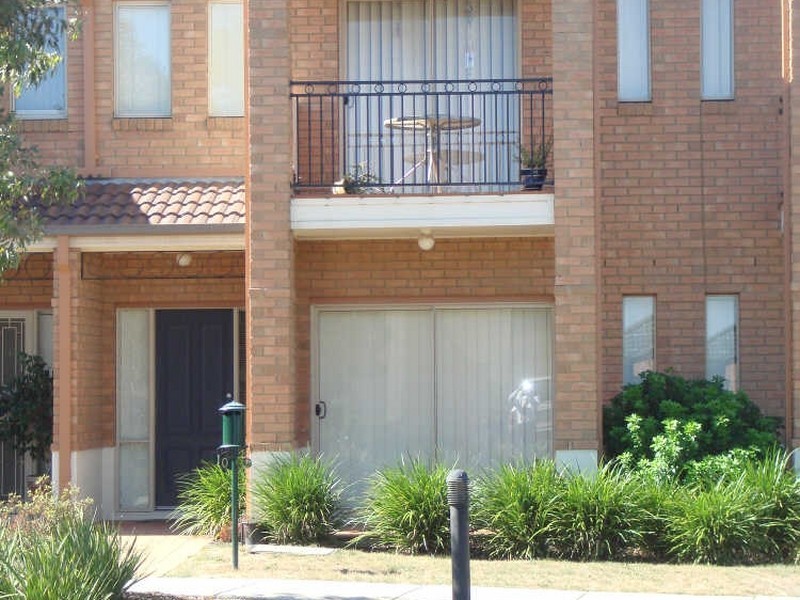10 Durack Circuit, Taylors Hill VIC 3037