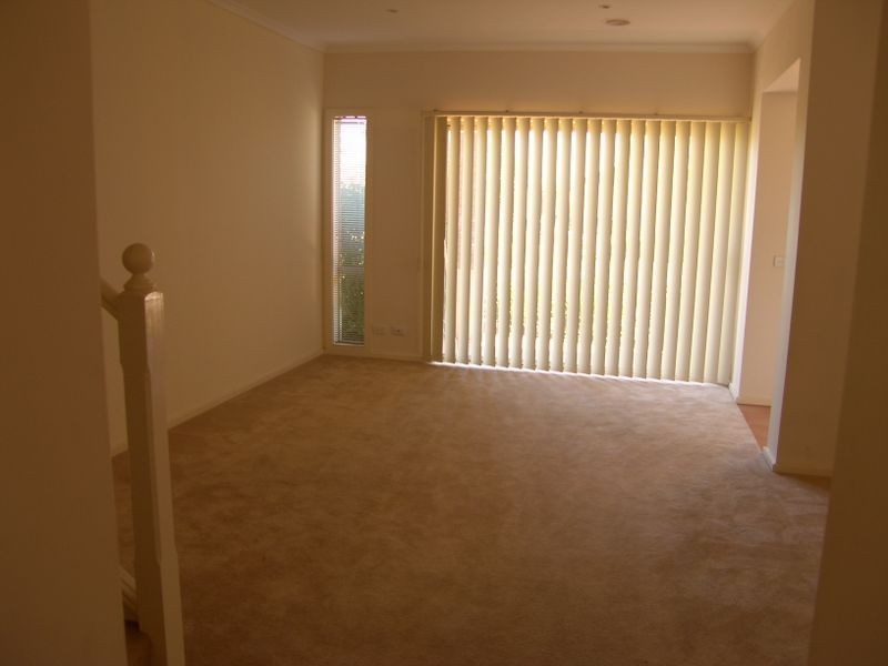 10 Durack Circuit, Taylors Hill VIC 3037