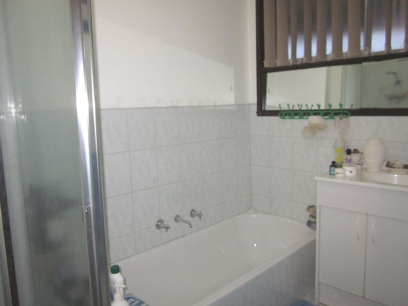 34 Angelique Grove, Albanvale VIC 3021