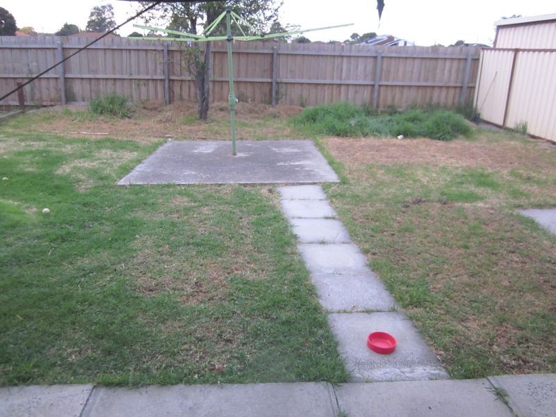 34 Angelique Grove, Albanvale VIC 3021