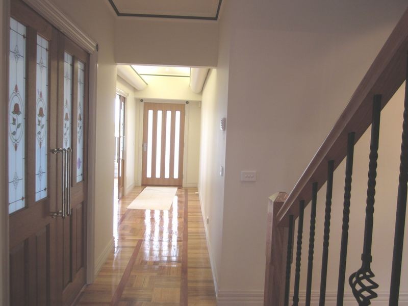 2 Anura Street, St Albans VIC 3021