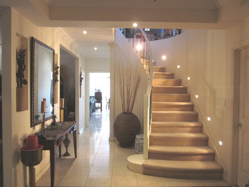 17 Furlong Road, Deer Park VIC 3023