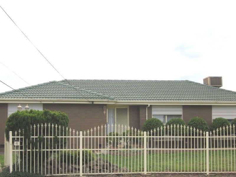 4 Kuala Close, St Albans VIC 3021