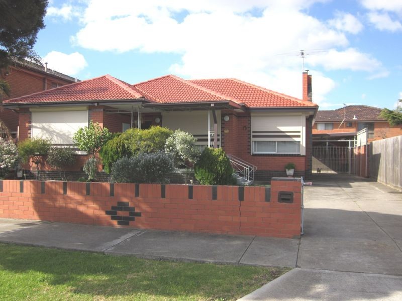 24 Cobham Street, St Albans VIC 3021