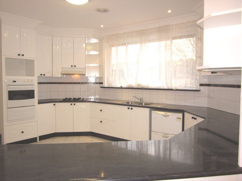 22 Imperial Court, Hillside VIC 3037
