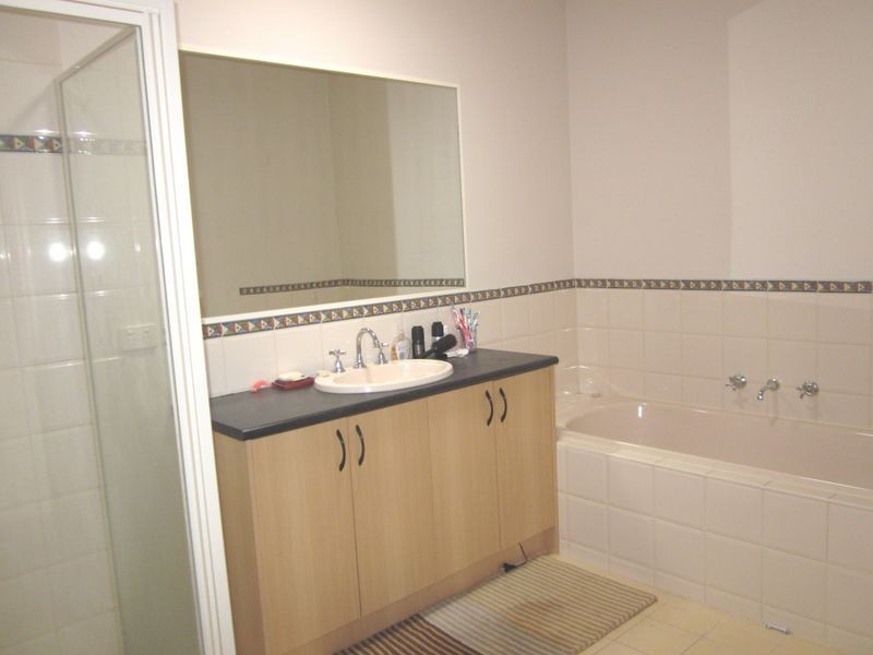 24 Nobel Banks Drive, Deer Park VIC 3023