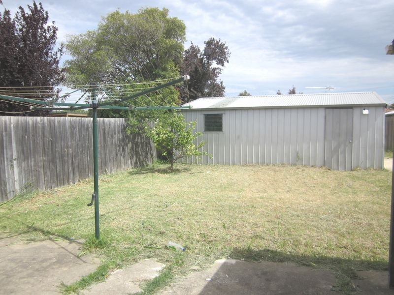 51 Errington Road, St Albans VIC 3021