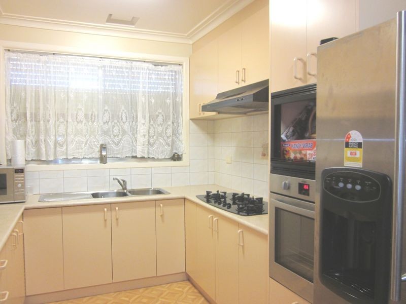 84 Lester Avenue, St Albans VIC 3021