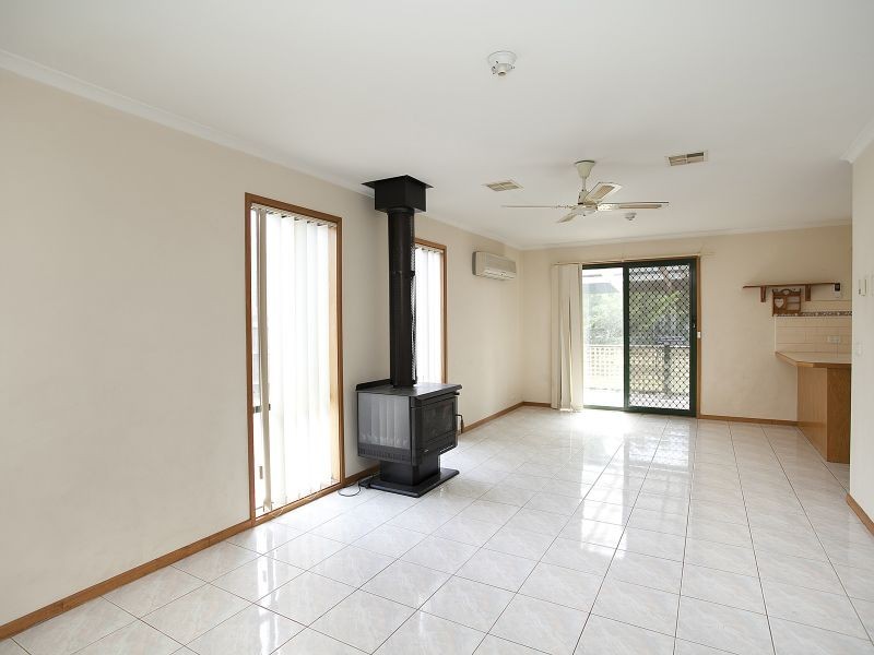 6 Marlo Drive, Melton West VIC 3337