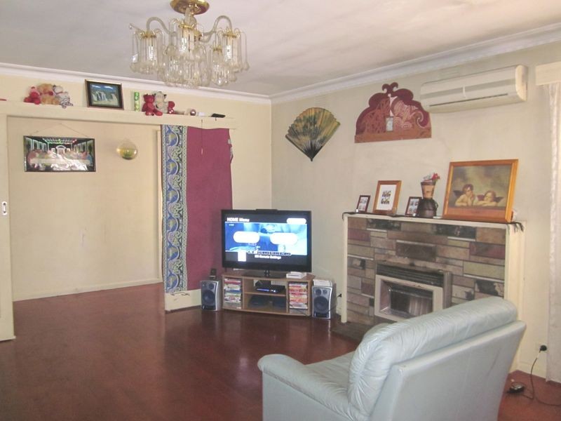 109 St Albans Road, St Albans VIC 3021