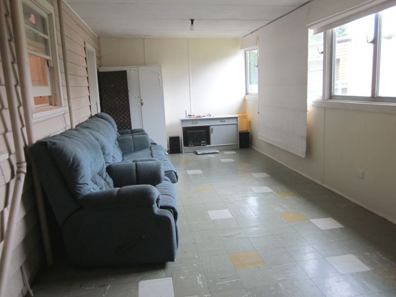 16 Winifred Street, St Albans VIC 3021