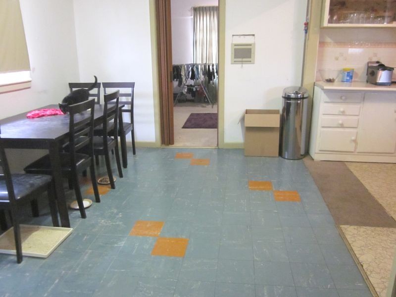 16 Winifred Street, St Albans VIC 3021