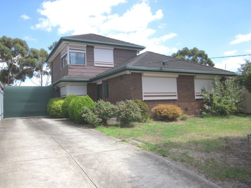 33 Eddie Street, St Albans VIC 3021