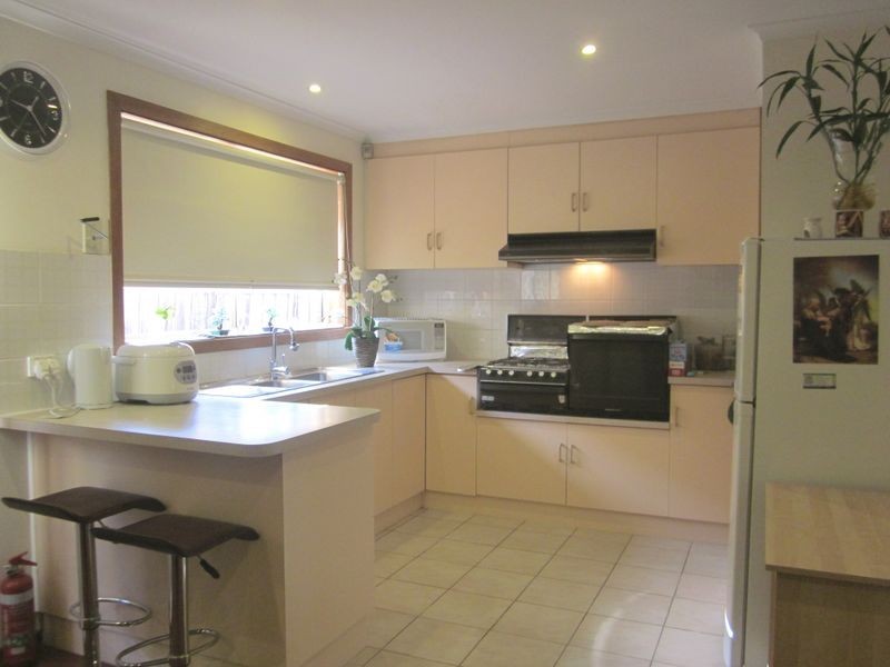 54 Clarke Avenue, St Albans VIC 3021