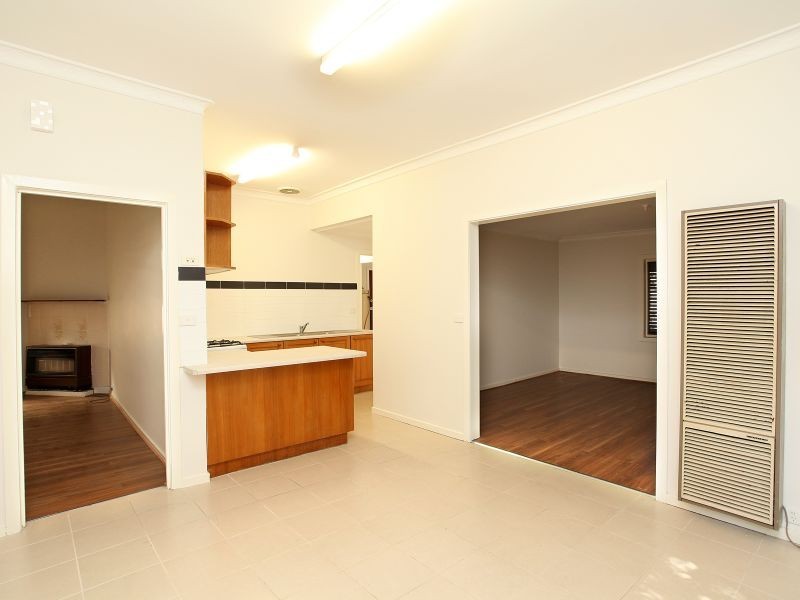 45 Station Road, Seddon VIC 3011