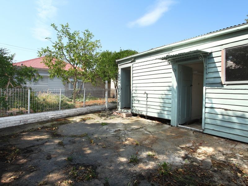 45 Station Road, Seddon VIC 3011