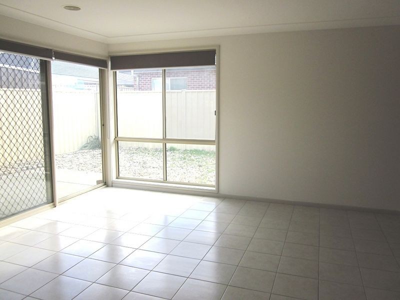 13 Lynne Maree Avenue, Deer Park VIC 3023