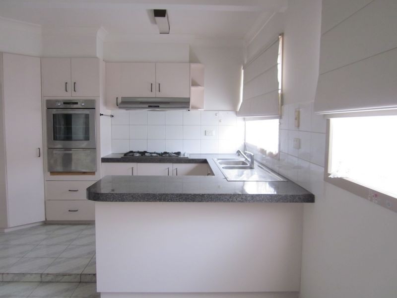 26 Dumfries Street, Deer Park VIC 3023