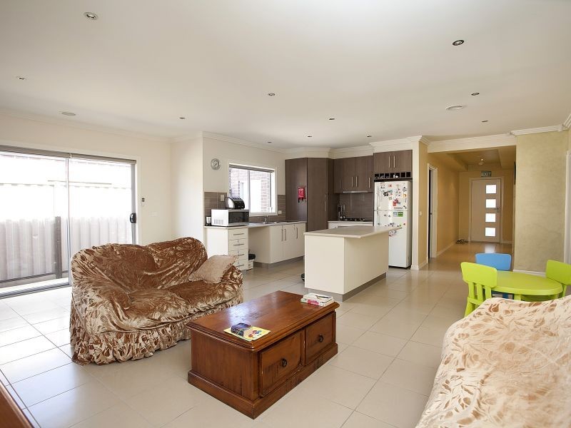 21 Cunningham Chase, Burnside Heights VIC 3023