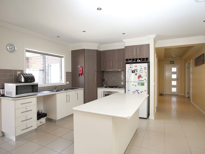 21 Cunningham Chase, Burnside Heights VIC 3023