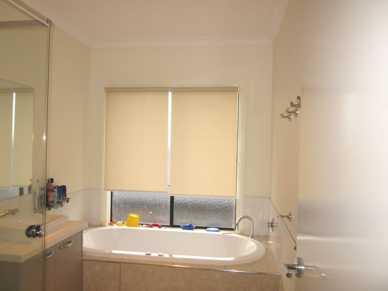 17 Appleby Loop, Derrimut VIC 3030